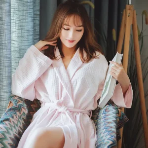 kimono femme en tissu coton en blanc